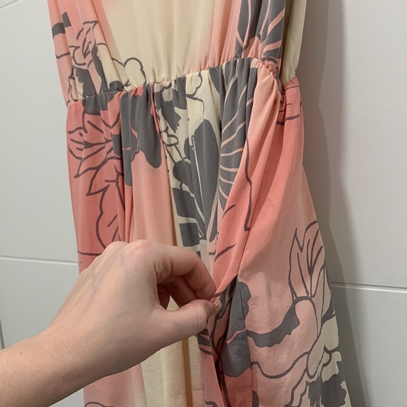 Club Monaco flowery flowy dress - Picture 2 of 5